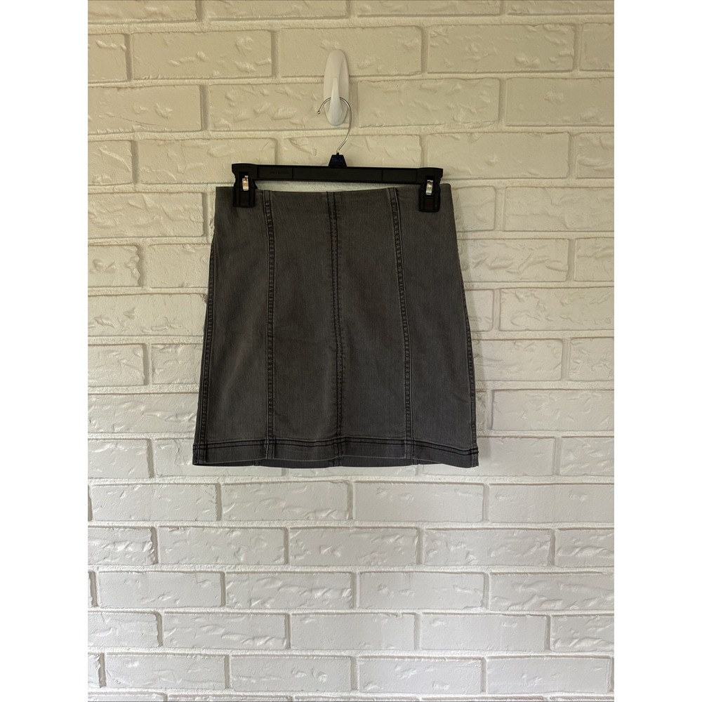 Free People Denim Charcoal Gray Fitted Zipper Skirt SZ 4‎